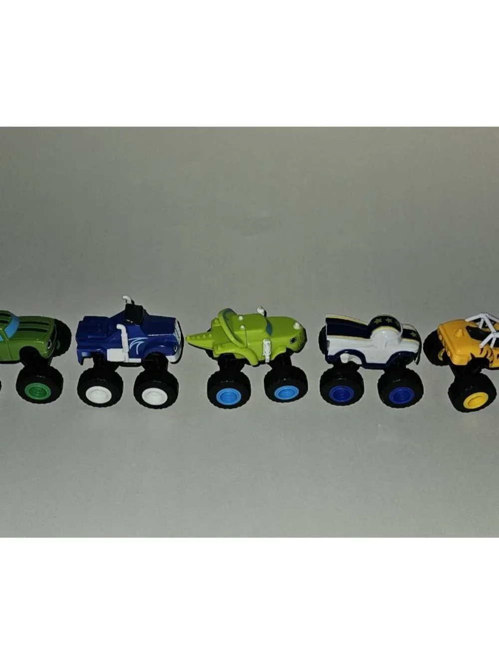 5 Blaze & Monster Machines Lot Plastic Pickle Crusher Zeg Darington Stripes READ